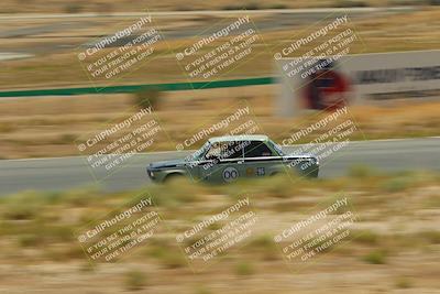 media/May-31-2025-CalClub SCCA (Sat) [[2c1a04e1ee]]/Race/Group 1/Turn 4b/
